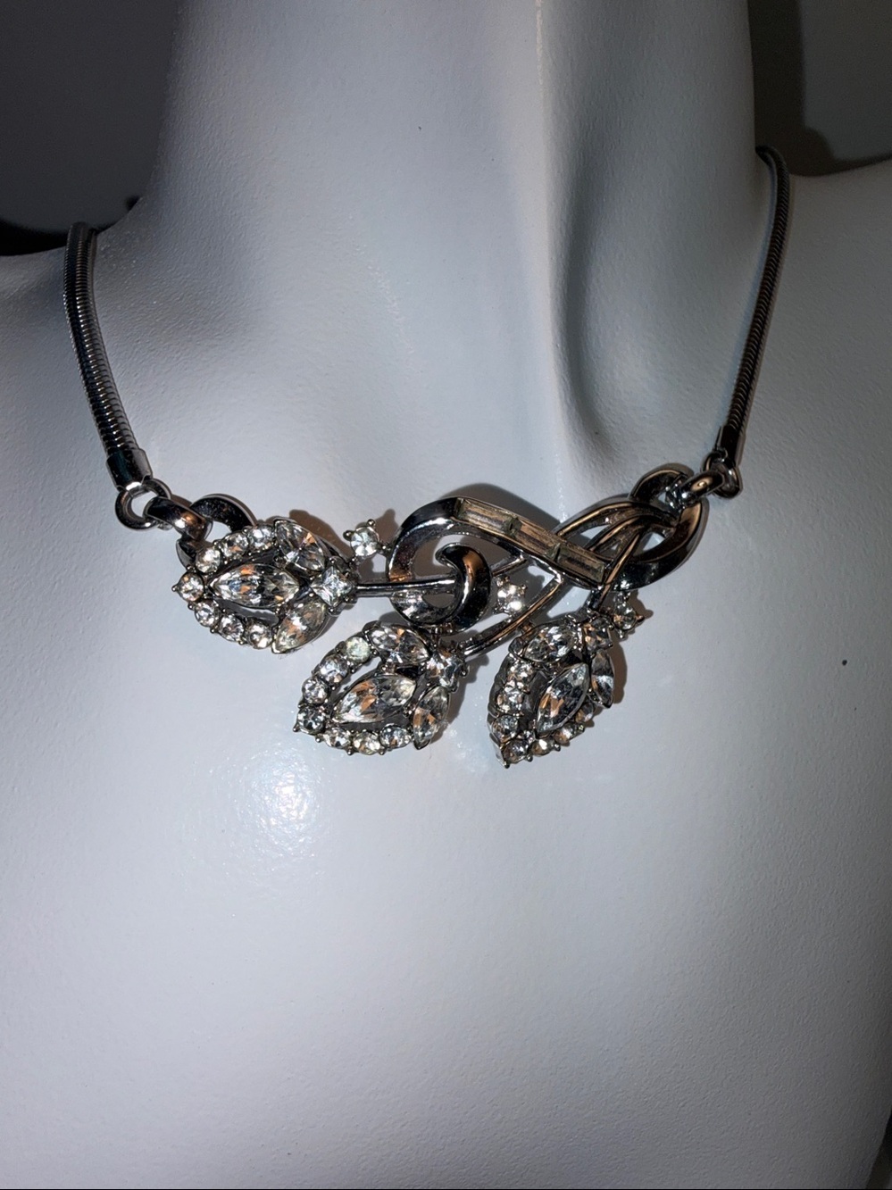 Vtg. Crown Trifari Alfred Philippe “Flirtation” Book Piece - Picture 9 of 11
